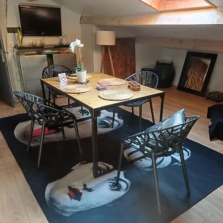 Ferienhaus 2 Personnes Avec Piscine *