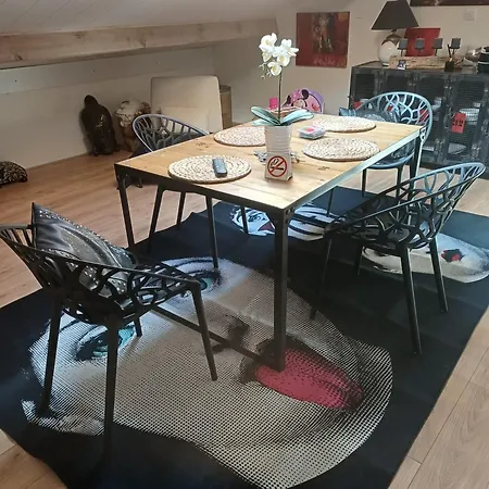 2 Personnes Avec Piscine Le Bosc (Herault)